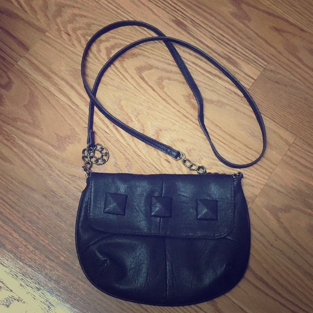 Material girl crossbody bag💕💕